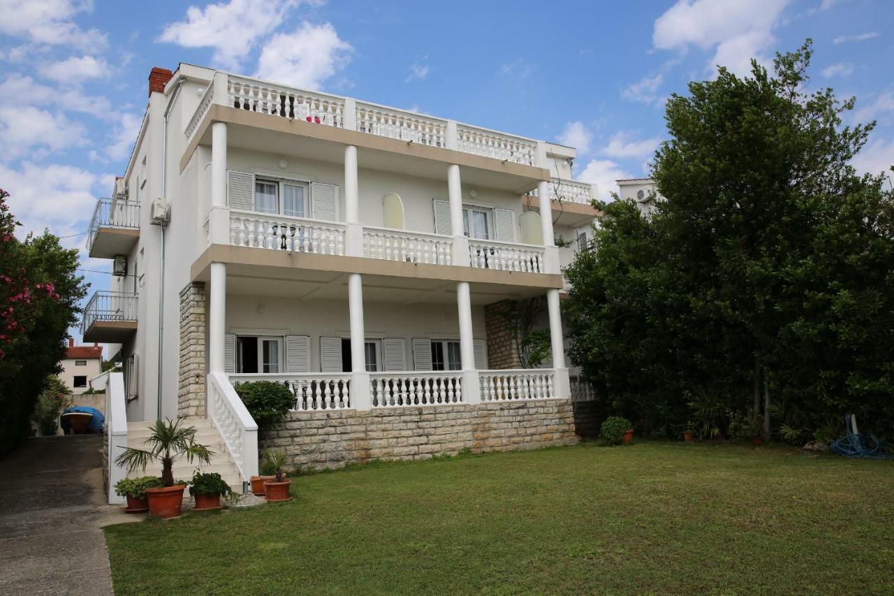 Apartment And Rooms Villa Kolonada فوديس المظهر الخارجي الصورة