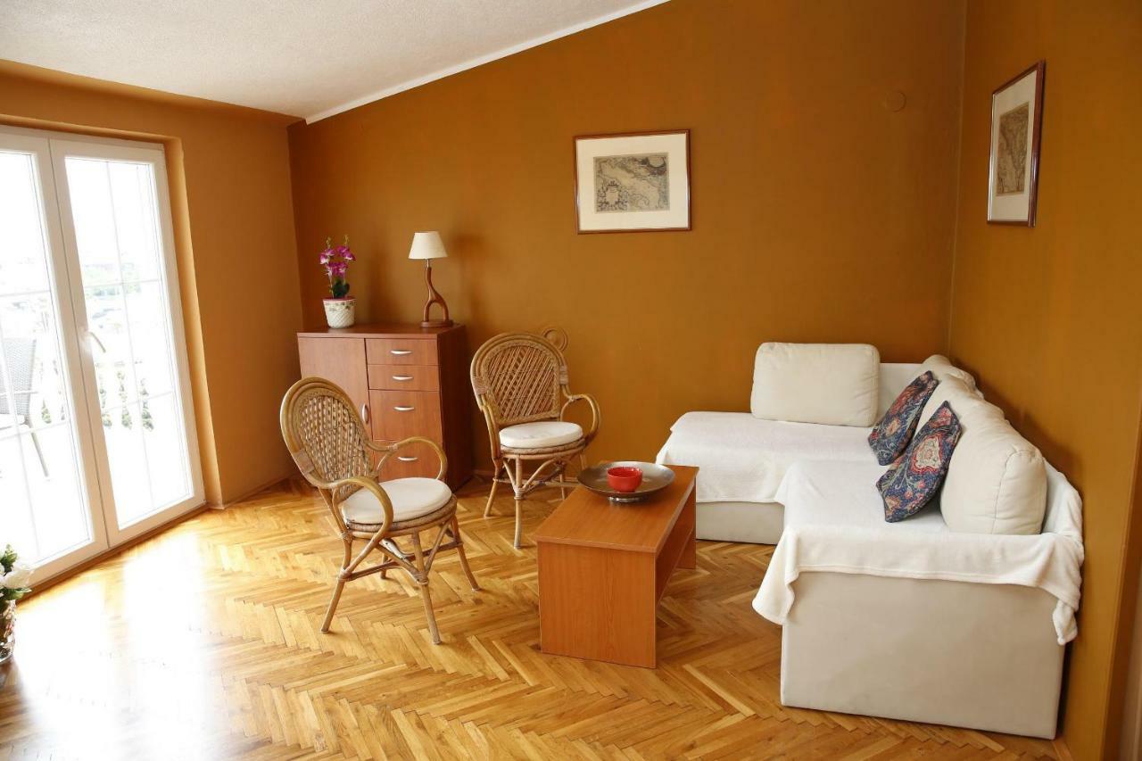 Apartment And Rooms Villa Kolonada فوديس المظهر الخارجي الصورة